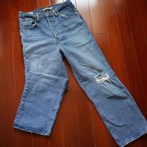 Ribcage straight ankle jeans